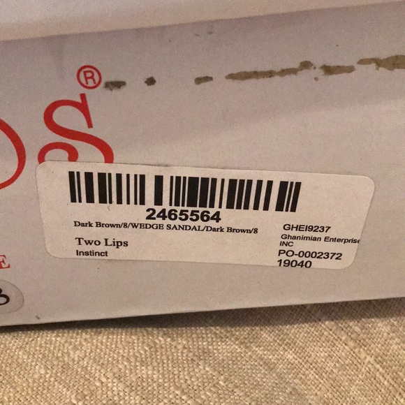 Two Lips Wedges - Picture 7 of 7